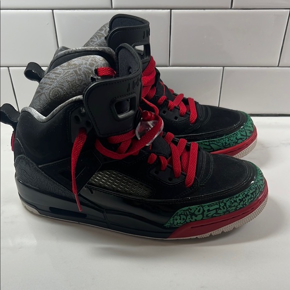 Jordan 5’s - Picture 4 of 5